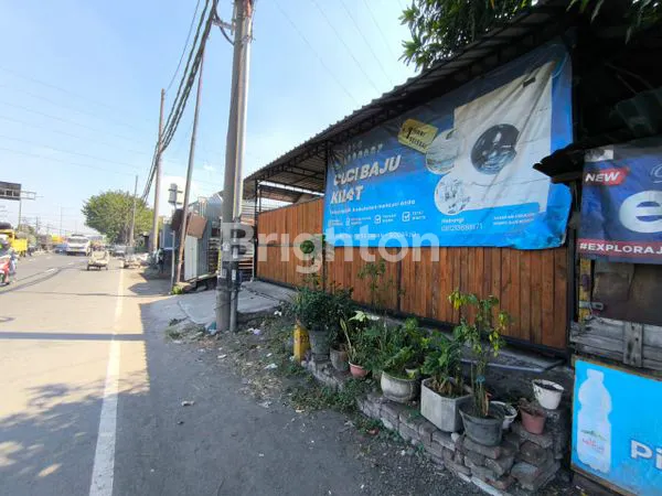 image RUMAH KOMERSIAL NOL JALAN RAYA TAMAN, LEBAR 14, DEKAT WARU, SIDOARJO (6)