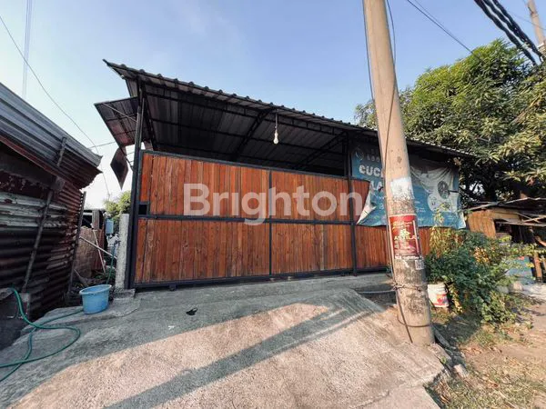 image RUMAH KOMERSIAL NOL JALAN RAYA TAMAN, LEBAR 14, DEKAT WARU, SIDOARJO (1)