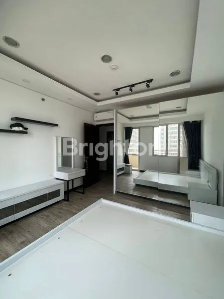 image DIJUAL 1 UNIT APARTEMEN DI PALADIAN PARK KELAPA GADING JAKARTA UTARA (1)
