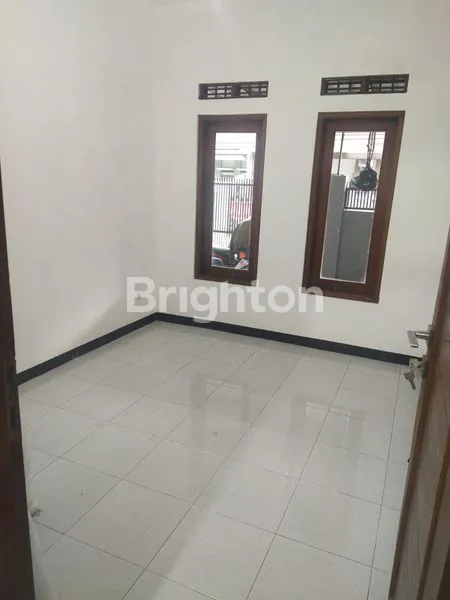 image RUMAH SIAP HUNI DI KOPO PERMAI II, LT 218M2 (4)