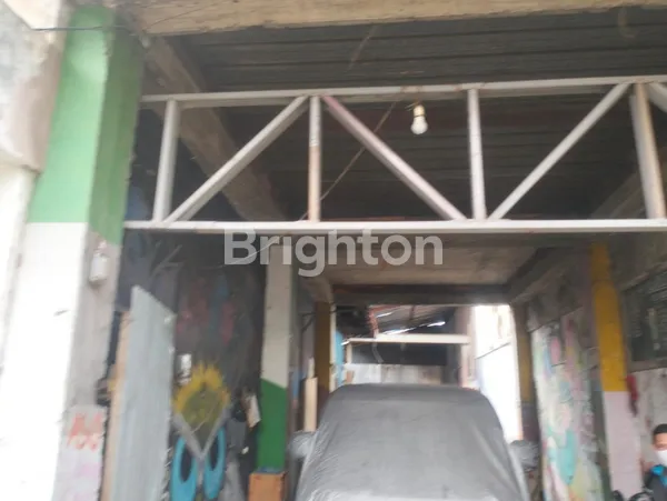 image RUMAH + KOST''AN LOKASI STRATEGIS RUNGKUT BARATA SURABAYA TIMUR DEKAT PENJARINGAN UPN RAYA MERR KEDUNG BARUK GUNUNGANYAR PURIMAS TOL TAMBAKSUMUR  (3)