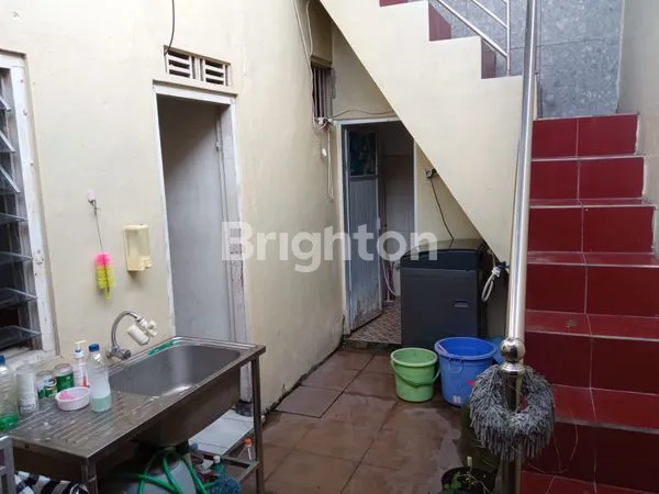 image RUMAH DEKAT SMAN 3 SOLO, GANDEKAN , JEBRES (3)