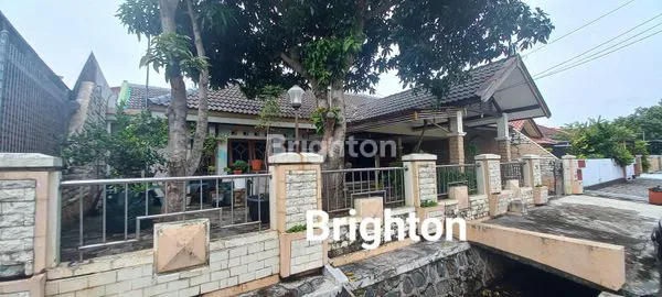 image RUMAH STRATEGIS 2 LANTAI LT 476M² (2)