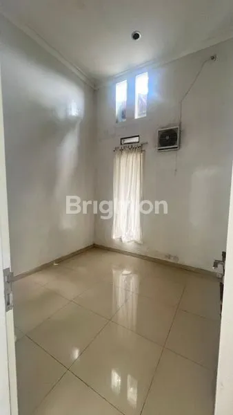 image RUMAH HOOK FURNISHED VIEW TAMAN DI KAWASAN ELIT PERMATA JINGGA (6)