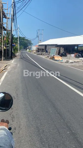 image SEWA TOKO EKSKLUSIF TANAH LOT, DEKAT PANTAI (4)