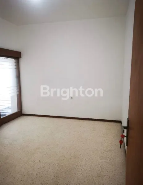 image  RUMAH 1 LANTAI SIAP HUNI DEKAT UBAYA NGAGEL BRATANG BARATAJAYA MANYAR (4)