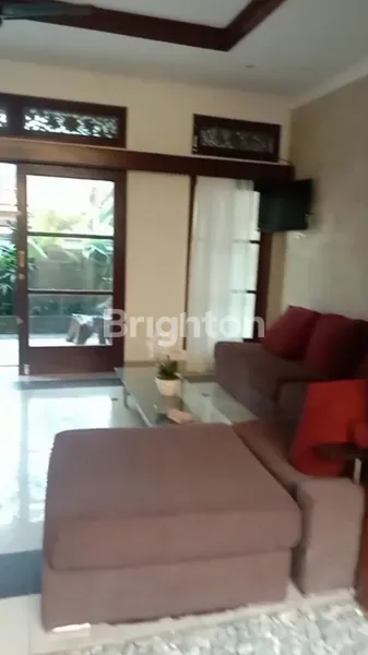 image RUMAH STYLE BALI MODERN DI PURI GADING (5)