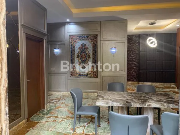 image DIJUAL UNIT APARTEMEN DI PALADIAN PARK KELAPA GADING JAKARTA UTARA. LANTAI RENDAH (2)