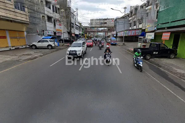 image JUAL SEWA RUKO GANDENG 2 PINTU 3 LANTAI JALAN KARTINI (4)