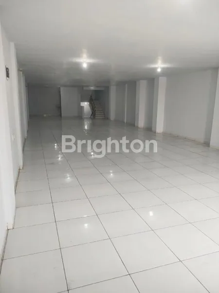 image JUAL SEWA RUKO GANDENG 2 PINTU 3 LANTAI JALAN KARTINI (7)