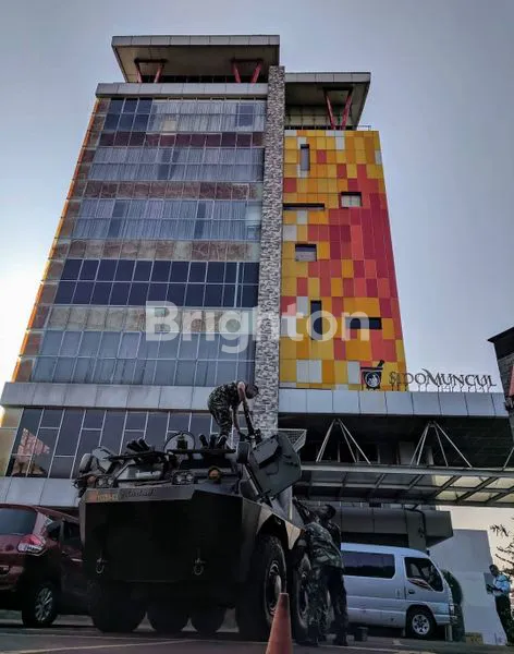 image KANTOR OFFICE EKSKLUSIF GRHA MUNCUL MEKAR JALAN PANJANG ARTERI KELAPA DUA JAKARTA BARAT (1)