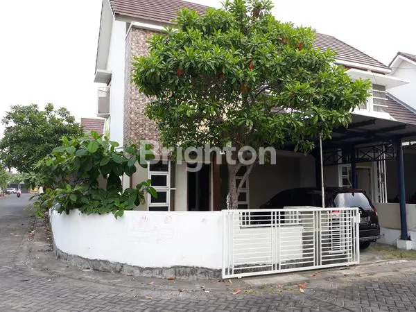 image RUMAH HOOK SIAP HUNI DI GRIYA PERMATA GEDANGAN (1)