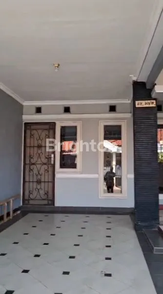 image RUMAH MEWAH 4 KT CLUSTER TAMAN SARI BEKASI (1)