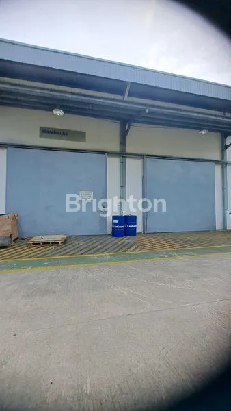 image GUDANG STRATEGIS PINGGIR JALAN MULAWARMAN (1)