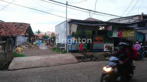 image RUMAH HITUNG TANAH BONUS 60 KONTRAKAN CENGKARENG JAKARTA BARAT (1)