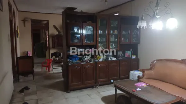 image RUMAH STRATEGIS DI SOLO, DEKAT KULINER & MALL (5)