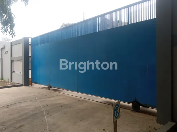 image DISEWAKAN GUDANG DI JALAN UTAMA DAAN MOGOT RAYA (2)