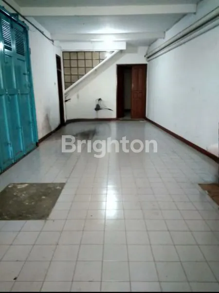 image SEWA RUKO HOLIS RAYA COCOK UNTUK USAHA KAIN/GUDANG.LT200.LOKASI RAMAI (4)