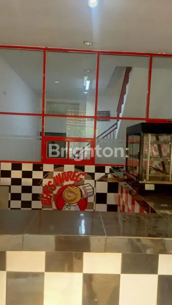 image STRATEGIS! RUKO 3 LANTAI DI PERAK TIMUR SURABAYA (2)