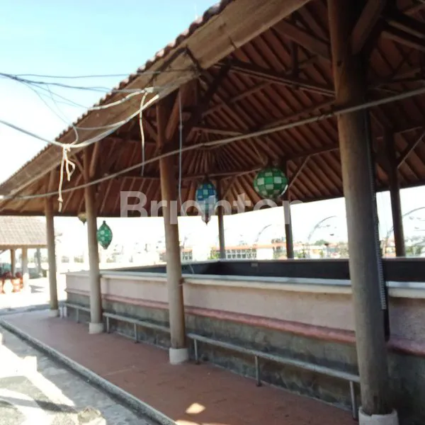 image ROOP TOP RESTAURANT - 4 STOREY COMMERCIAL BUILDING 27 ARE (5)