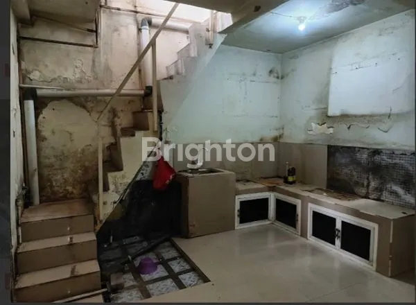 image RUMAH MEWAH 7 KAMAR, SHM, AREA STRATEGIS (4)