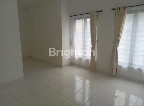 image RUMAH CLUSTER SANGAT STRATEGIS 3 MENIT KE PINTU TOL PONDOK AREN (6)