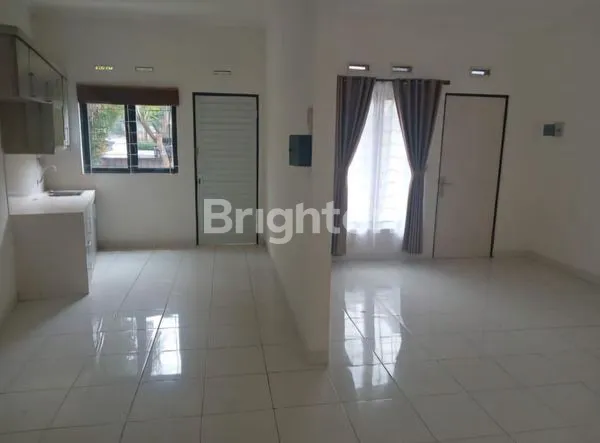 image RUMAH CLUSTER SANGAT STRATEGIS 3 MENIT KE PINTU TOL PONDOK AREN (5)