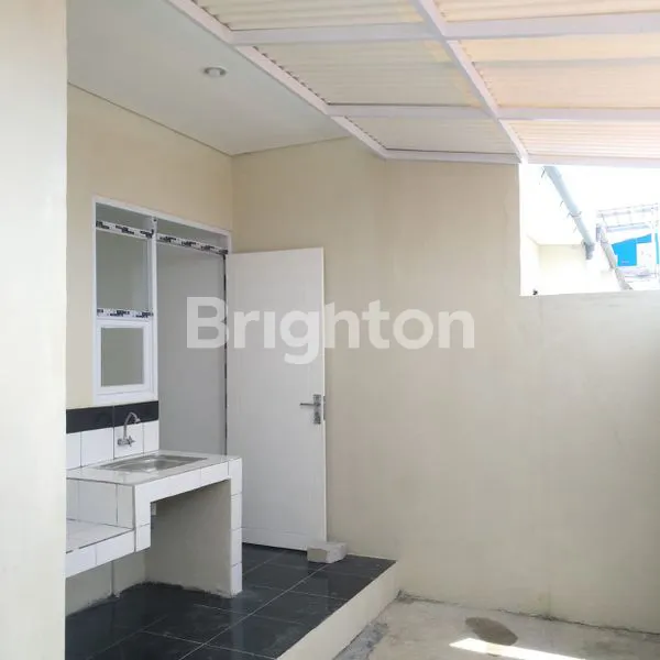 DIJUAL RUMAH DI KOMPLEK PERUMAHAN GREEN MASTURI