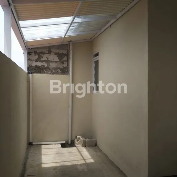 image DIJUAL RUMAH DI KOMPLEK PERUMAHAN GREEN MASTURI (5)