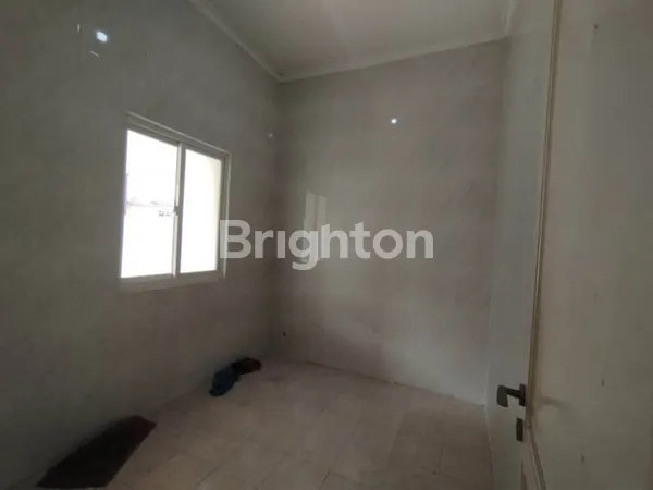 image RUMAH SIAP HUNI PURIMAS DEKAT RAYA MERR DAN UPN  (7)