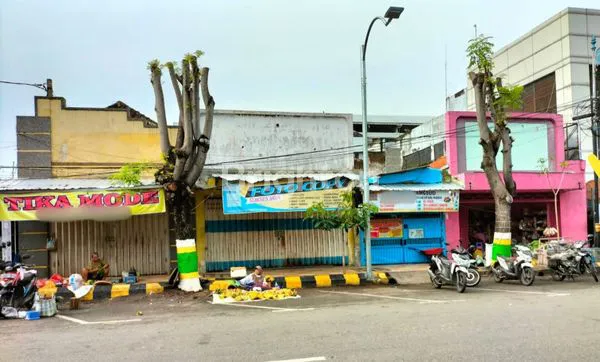 image RUMAH LUAS JALAN PANGLIMA SUDIRMAN MADIUN (1)