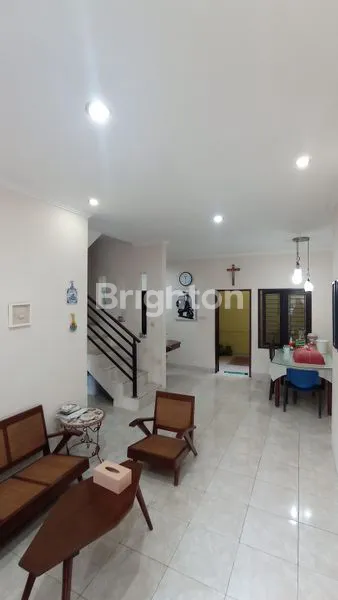 image DIJUAL RUMAH + KANTOR 2 LANTAI DI JL GATOT SUBROTO, DENPASAR UTARA (2)