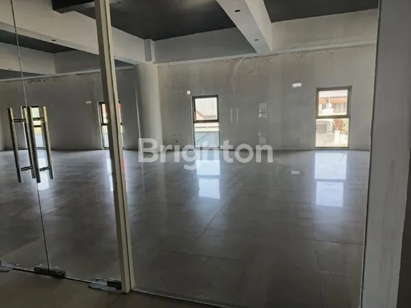 image RUANG KOMERSIAL STRATEGIS CITRALAND 1127M² (2)