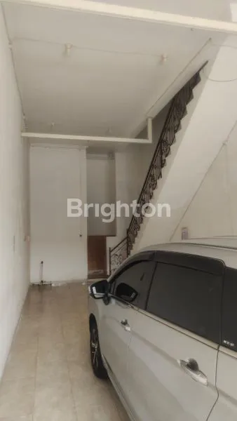 RUKO 3 LANTAI STRATEGIS DI KAPURAN SEMARANG