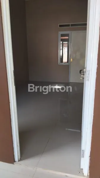 image RUMAH SIAP HUNI DENGAN KOLAM AIR HANGAT, DEKAT WISATA ALAM, SEJUK DAN NYAMAN (6)