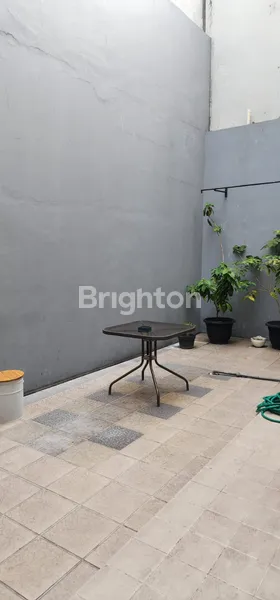 image RUMAH KOST TENGAH KOTA SURABAYA DEKAT UNIV UNAIR ROW JALAN LEBAR (7)