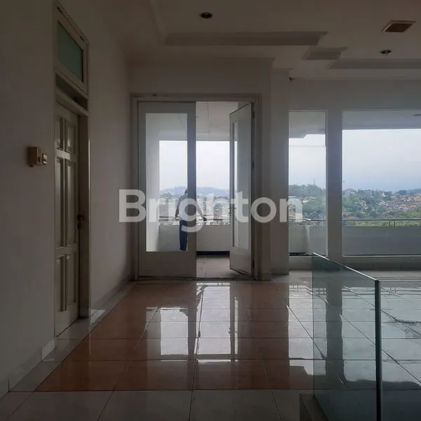 image RUMAH MEWAH TUMPANG RAYA (3)