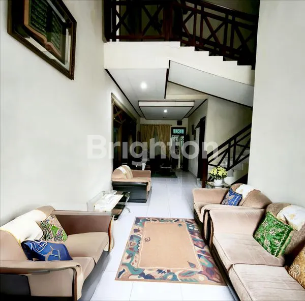 image DIJUAL RUMAH LUAS, LINGKUNGAN KOMPLEK TASBIH (2)
