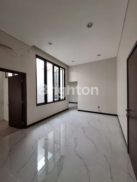 image RUMAH 2 LANTAI BARU GRESS DEKAT KENJERAN PAKUWON CITY SURAMADU MERR GALAXY MALL PASAR ATOM MULYOSARI SUTOREJO KALIJUDAN (5)