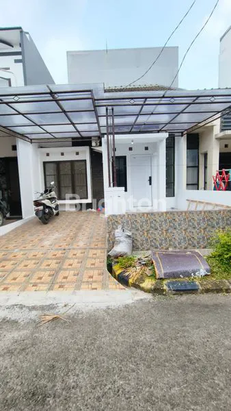 RUMAH BARU SELESAI RENOVASI CELESTA GRAHA RAYA TANGERANG SELATAN