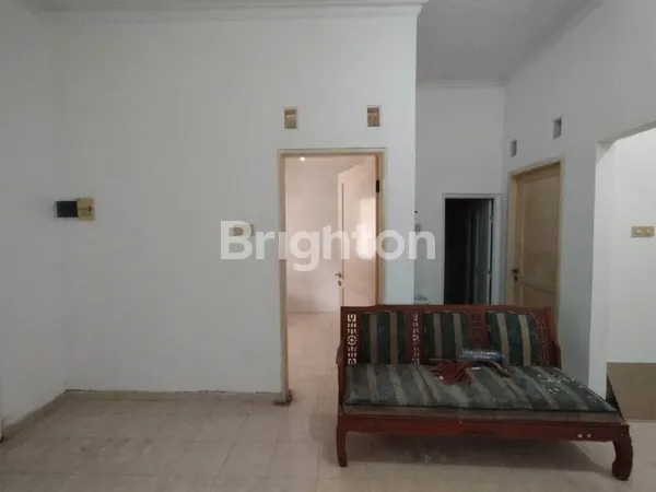 image RUMAH PURIMAS KUTA TERAWAT SIAP HUNI DEKAT UPN (3)