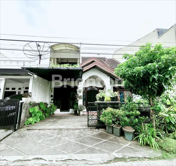 image RUMAH ADEM LUAS 10 MTR SIAP HUNI - SEMI FURNISHED DI KOMPLEK TASBIH 2 - SETIA BUDI INDAH, DIKELILINGI KAWASAN MALL & PUSAT KULINER (1)
