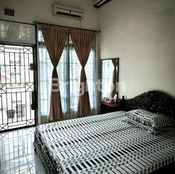 image RUMAH ADEM LUAS 10 MTR SIAP HUNI - SEMI FURNISHED DI KOMPLEK TASBIH 2 - SETIA BUDI INDAH, DIKELILINGI KAWASAN MALL & PUSAT KULINER (7)