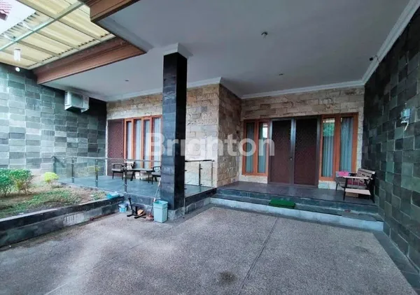 image DIJUAL RUMAH SIWALANKERTO PERMAI BAGUS TERAWAT, DEKAT KAMPUS PETRA, DEKAT KUTISARI RAYA A YANI WARU  (8)