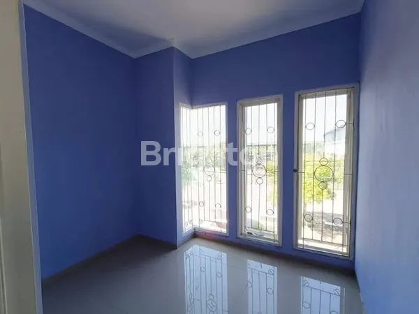 image RUMAH GREEN SEMANGGI SIAP HUNI DEKAT MERR (2)