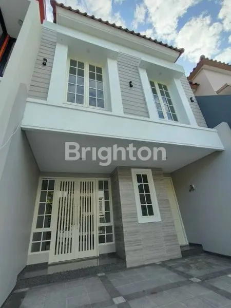 image RUMAH BARU GRESS 2 LANTAI NEW HOUSE 3 UNIT JEJER AMERICAN STYLE ART TERPISAH (2)