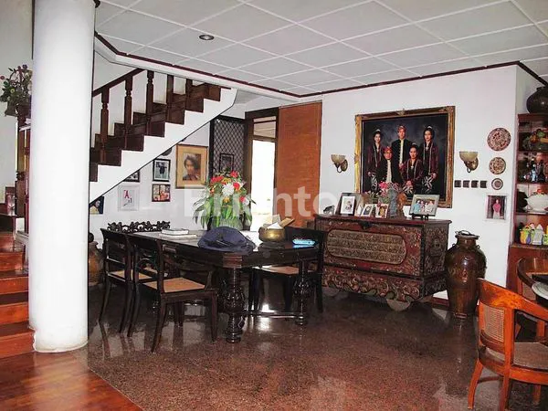 image HUNIAN NEMPEL JAKARTA SELATAN (4)