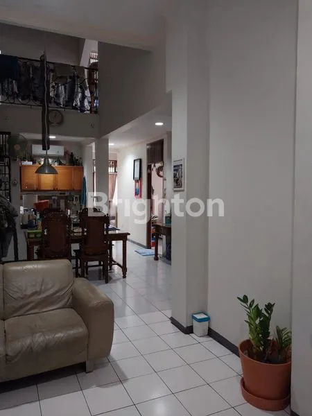 image RUMAH HOEK TAMAN PEGANGSAAN INDAH DEPAN TAMAN (1)