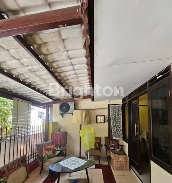 image RUMAH MEDAYU KOSAGHRA HOOK STRATEGIS DEKAT KAMPUS UPN (3)