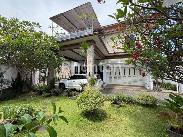 image RUMAH DI NGINDEN INTAN BARAT  (1)